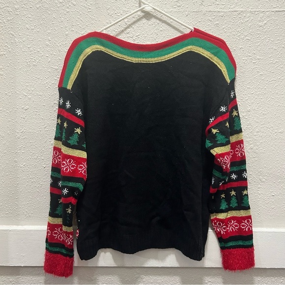 Blizzard Bay Pug with Sunglasses Women's Ugly Christmas Sweater NWT Small - Picture 5 of 6